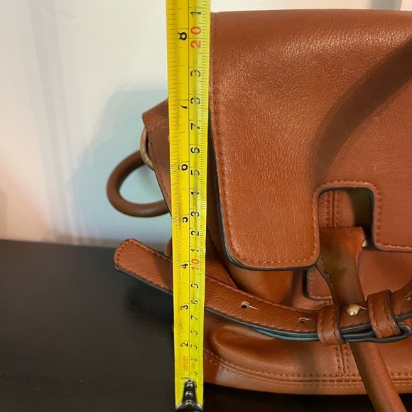 FIORELLI Vegan Leather Flap Satchel Crossbody EUC - Picture 7 of 10